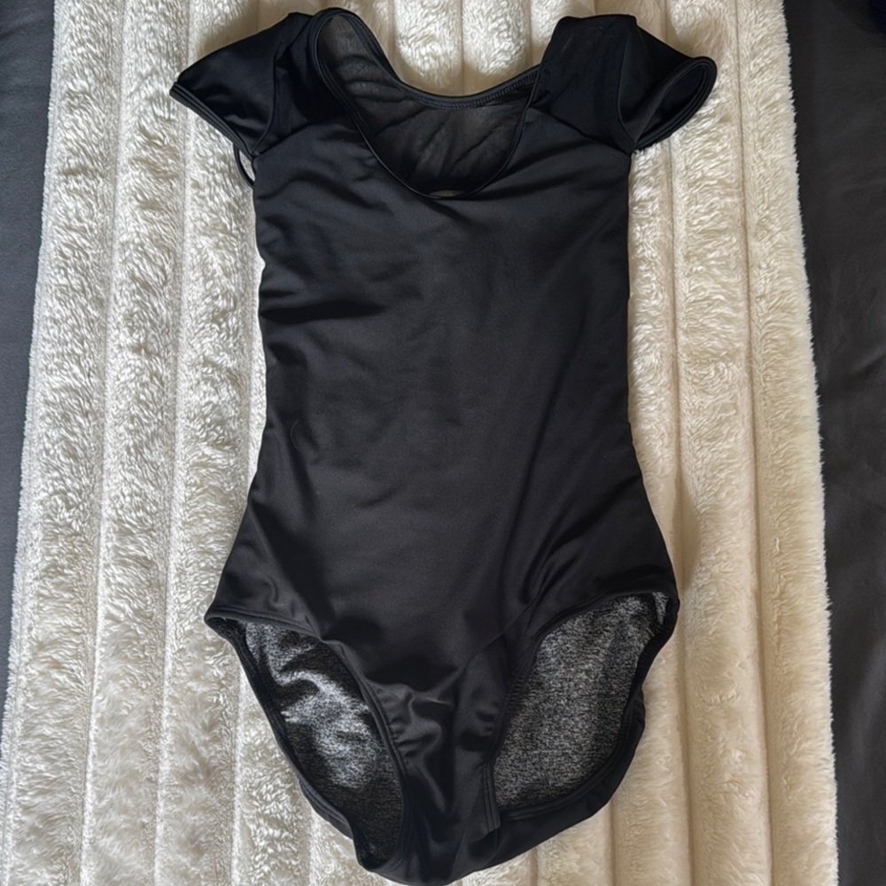 Black Ruffled Cap Sleeve Dancewear